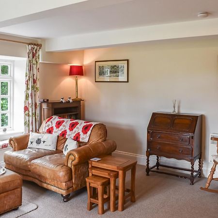 1 The Old Corn Mill Villa West Burton Bagian luar foto